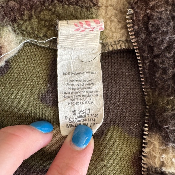 7th Ray Camo Fleece Pullover – Size Medium - Picture 2 of 6